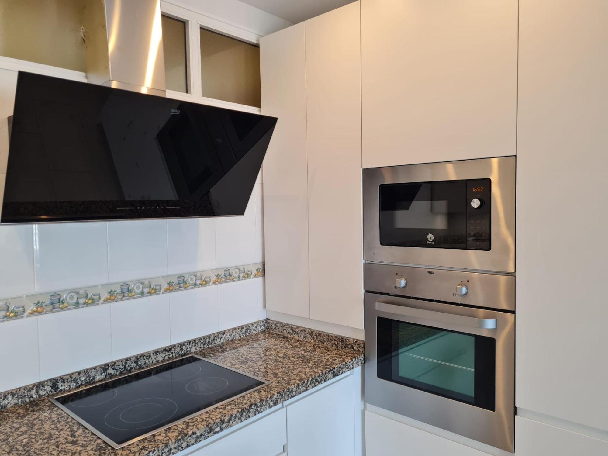 Fuengirola. Bonito Apartamento En Paseo Maritimo. Espectaculares Vistas Al Mar. Primera Linea Exteriör bild